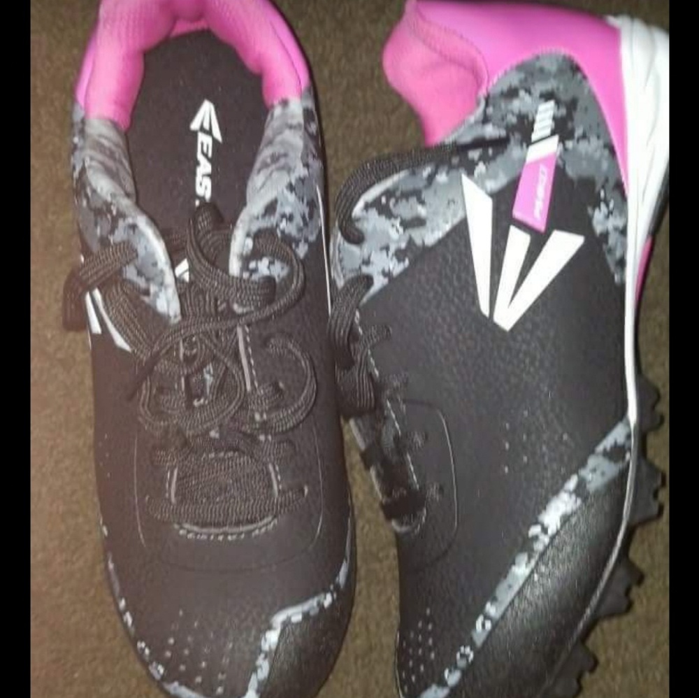 Easton cleats
